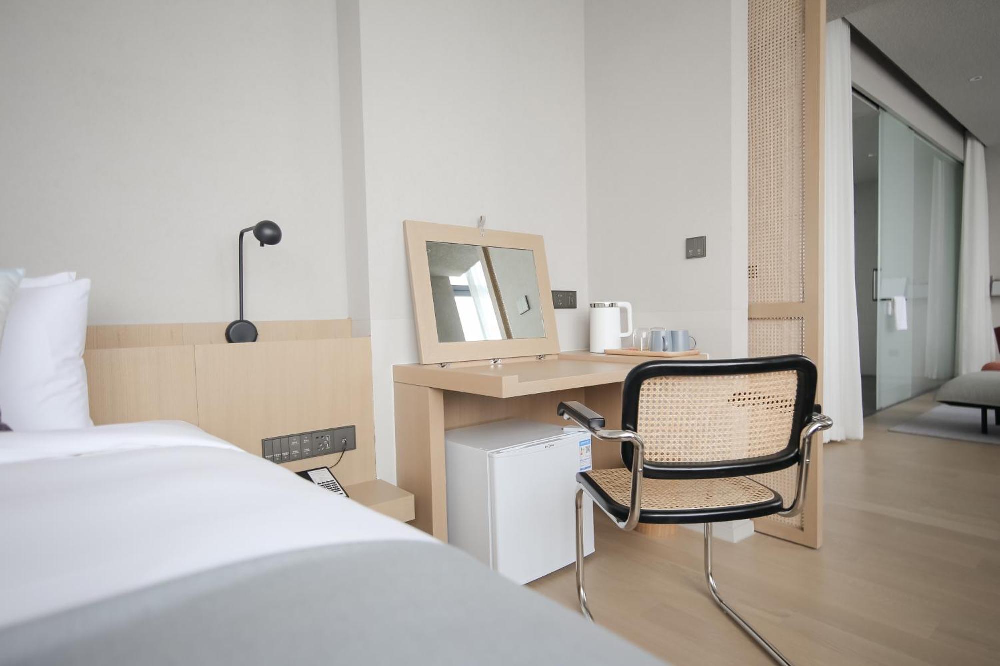 Read And Rest Hotel Пекин Экстерьер фото